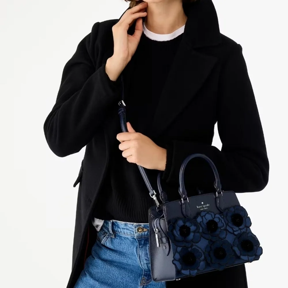 💙🔹️ Kate Spade🔹️ Madison Embroidered Floral Small Satchel IN Blue [ Sold Out] - Picture 6 of 12